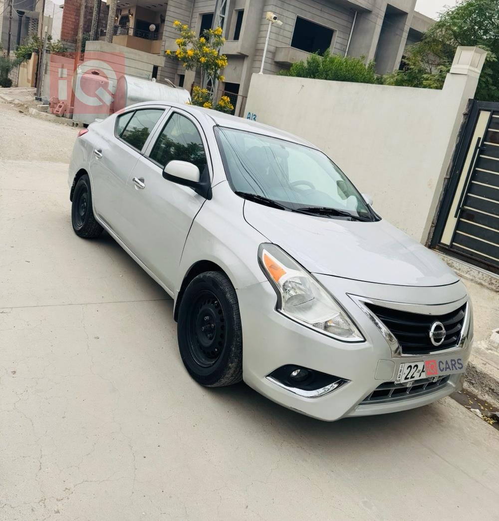 Nissan Versa